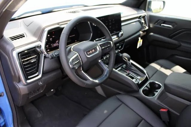 New 2025 GMC Canyon Elevation w/ Convenience Package image 11