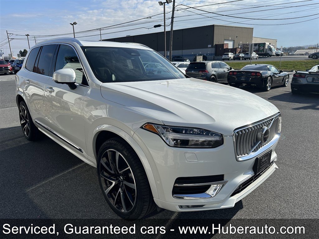 Used 2023 Volvo XC90 B6 Plus image 3