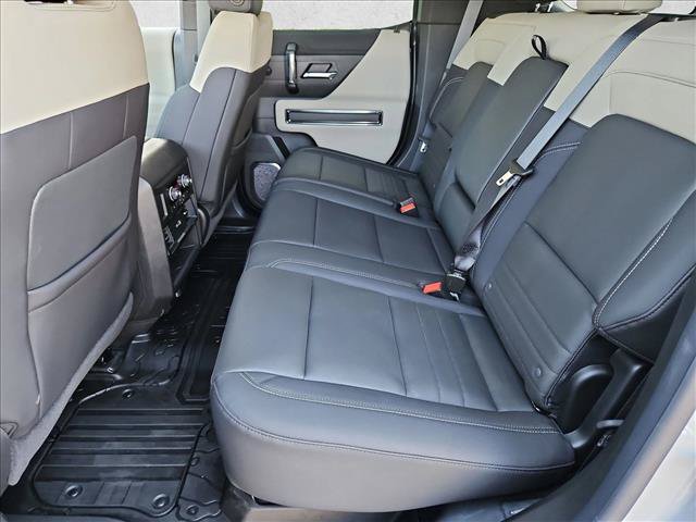 New 2026 GMC Hummer EV SUV AWD/4WD image 16