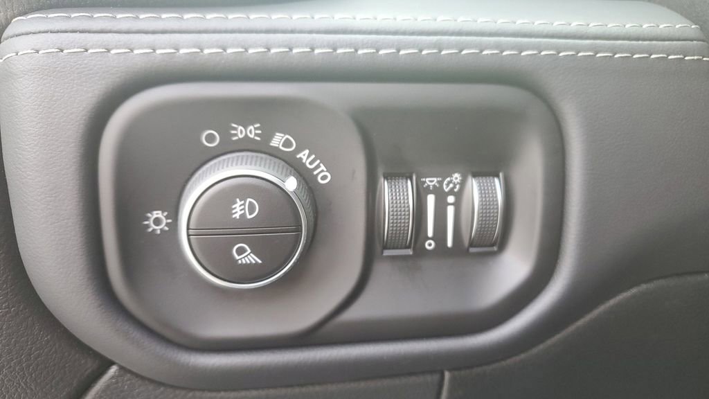 New 2026 RAM 2500 Rebel w/ Rebel Level 2 Equipment Group image 26