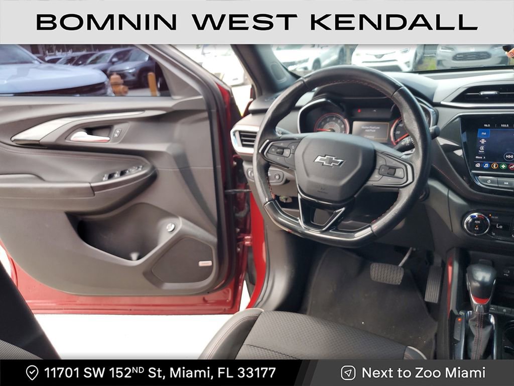 Used 2021 Chevrolet TrailBlazer RS w/ Sun and Liftgate Package image 16
