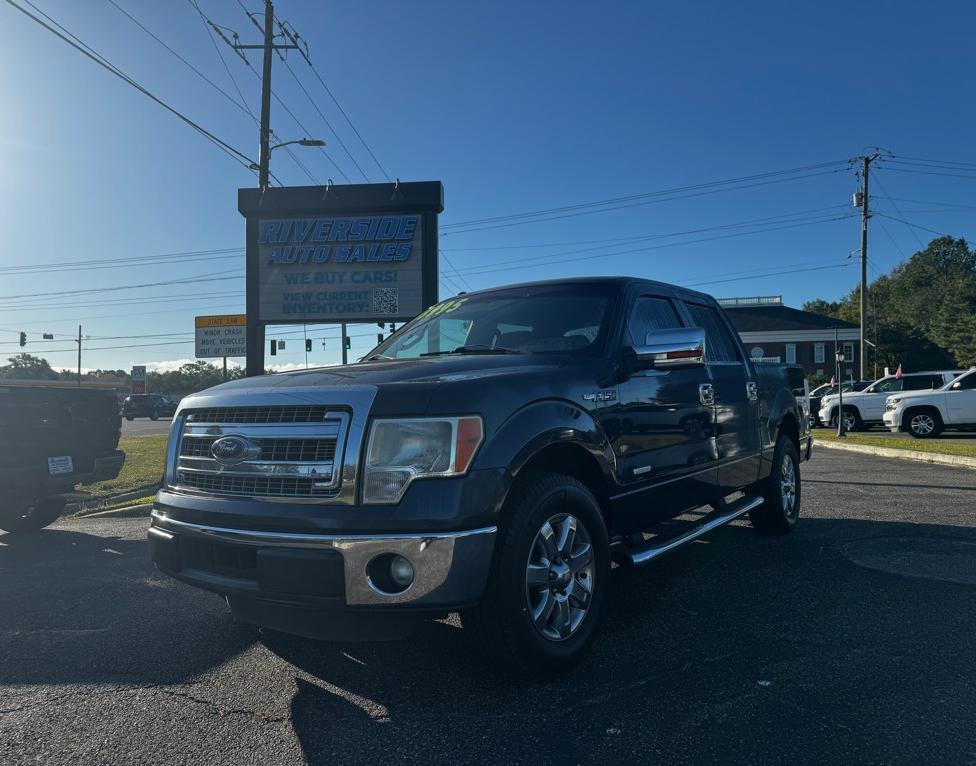 Used 2013 Ford F150 XLT w/ XLT Chrome Pkg image 2