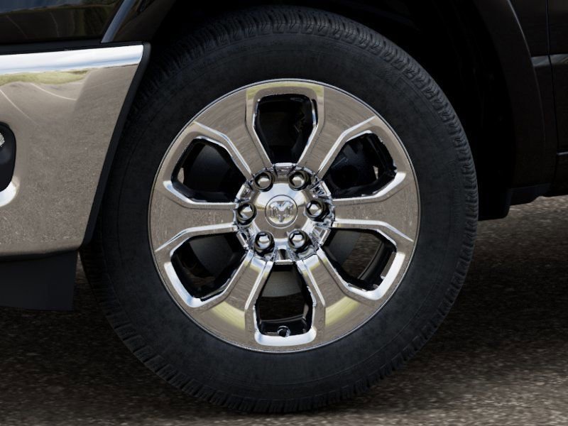 New 2026 RAM 1500 4x4 Crew Cab image 9
