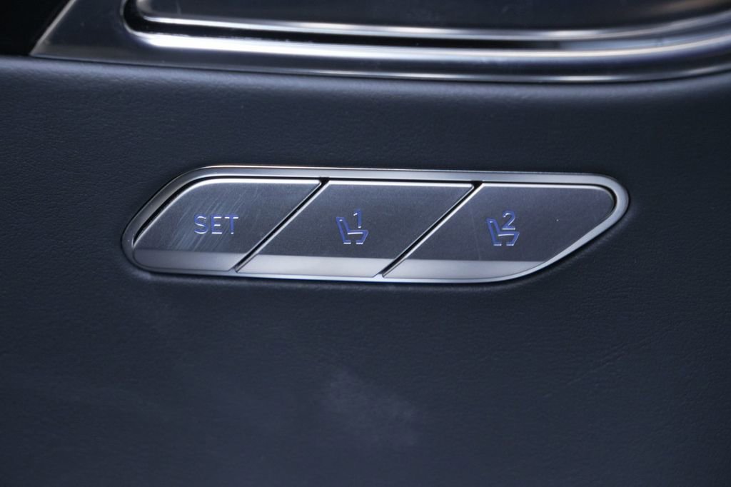 New 2025 Genesis GV80 2.5T Standard image 28