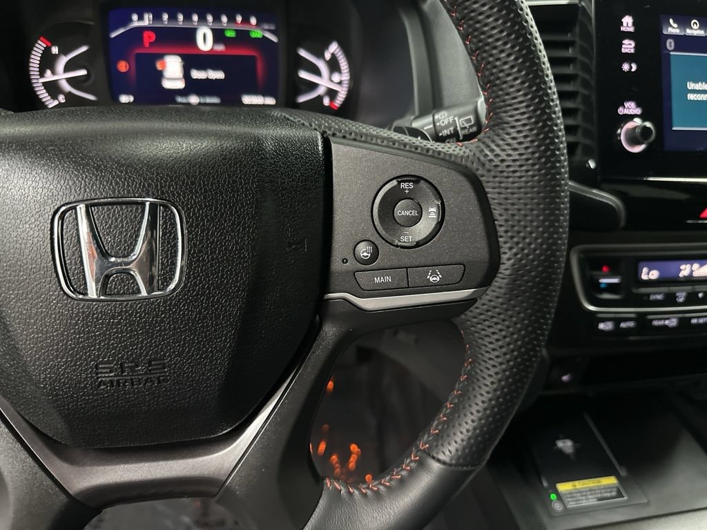 Used 2025 Honda Passport TrailSport image 16