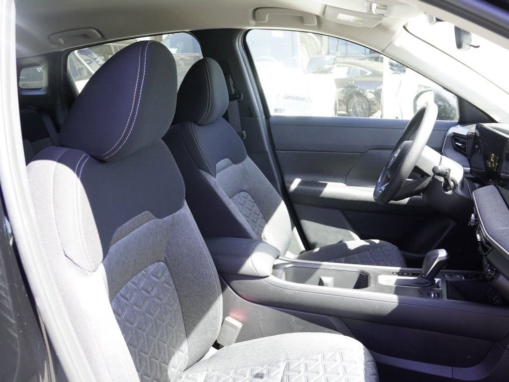 New 2026 Nissan Kicks SV FWD image 17