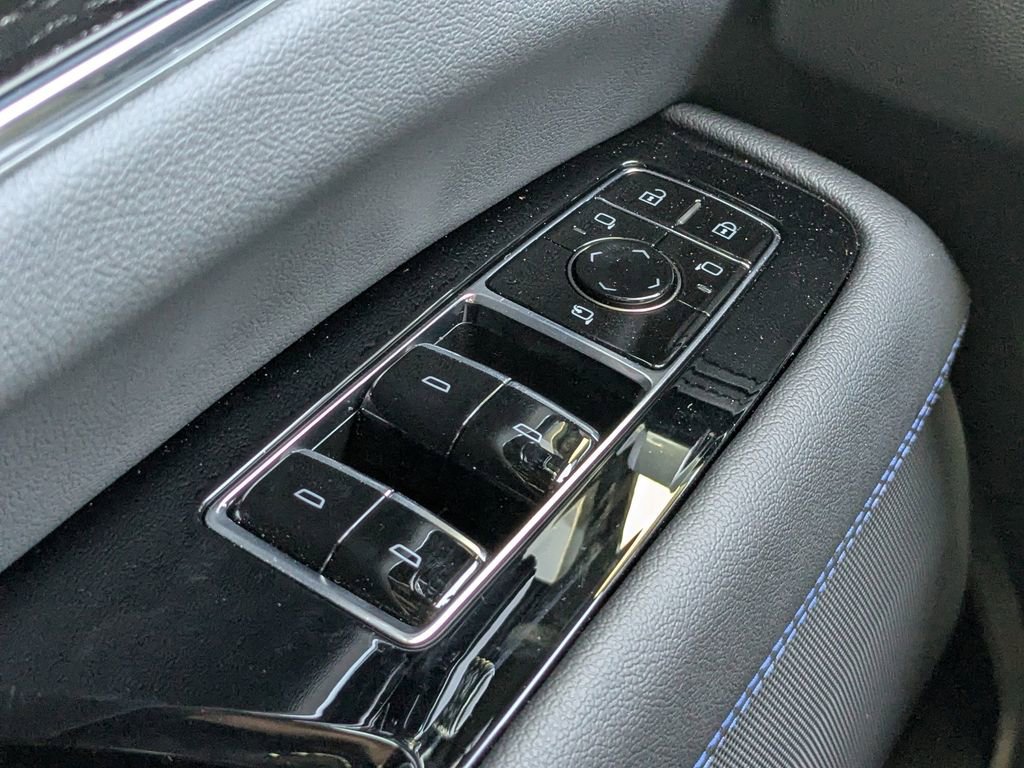 New 2025 Cadillac Escalade IQ Sport 1 w/ LPO, ONYX Package image 29