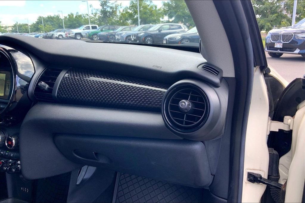 Used 2018 MINI Cooper S image 14