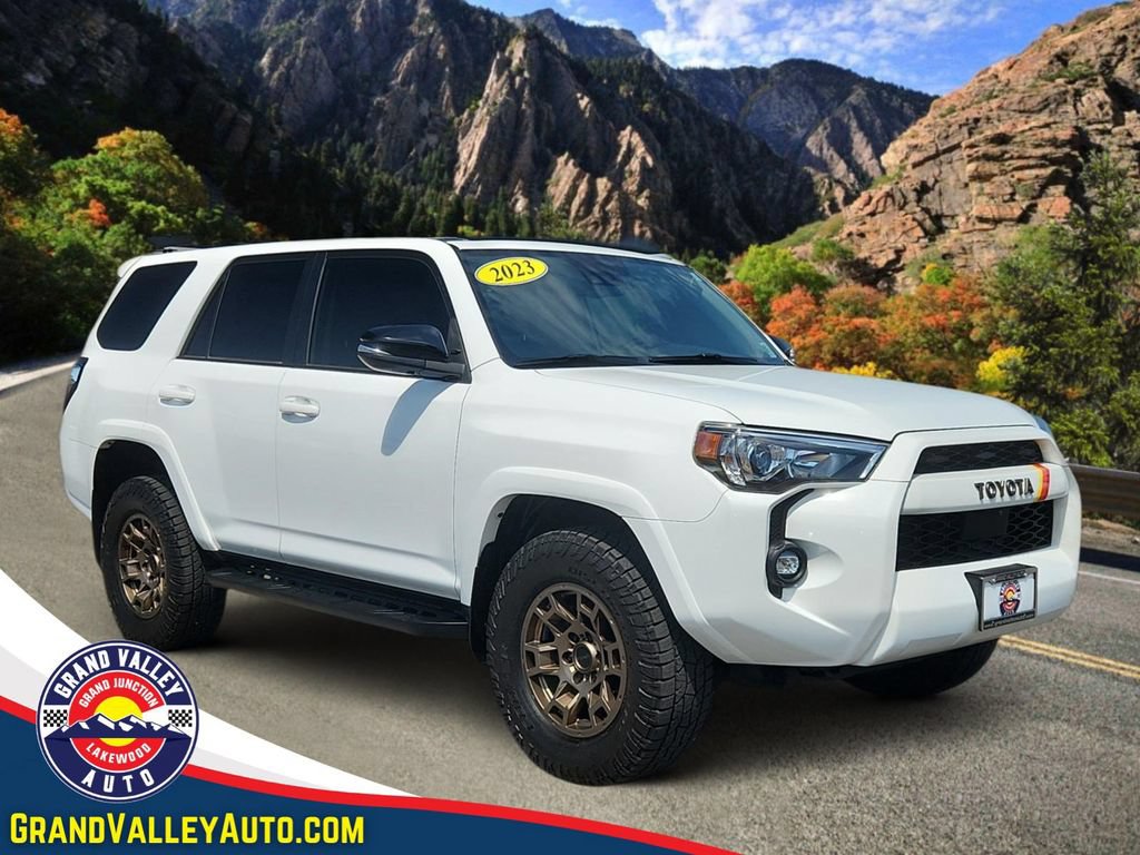 Used 2023 Toyota 4Runner 40th Anniversary SE AWD/4WD video 1