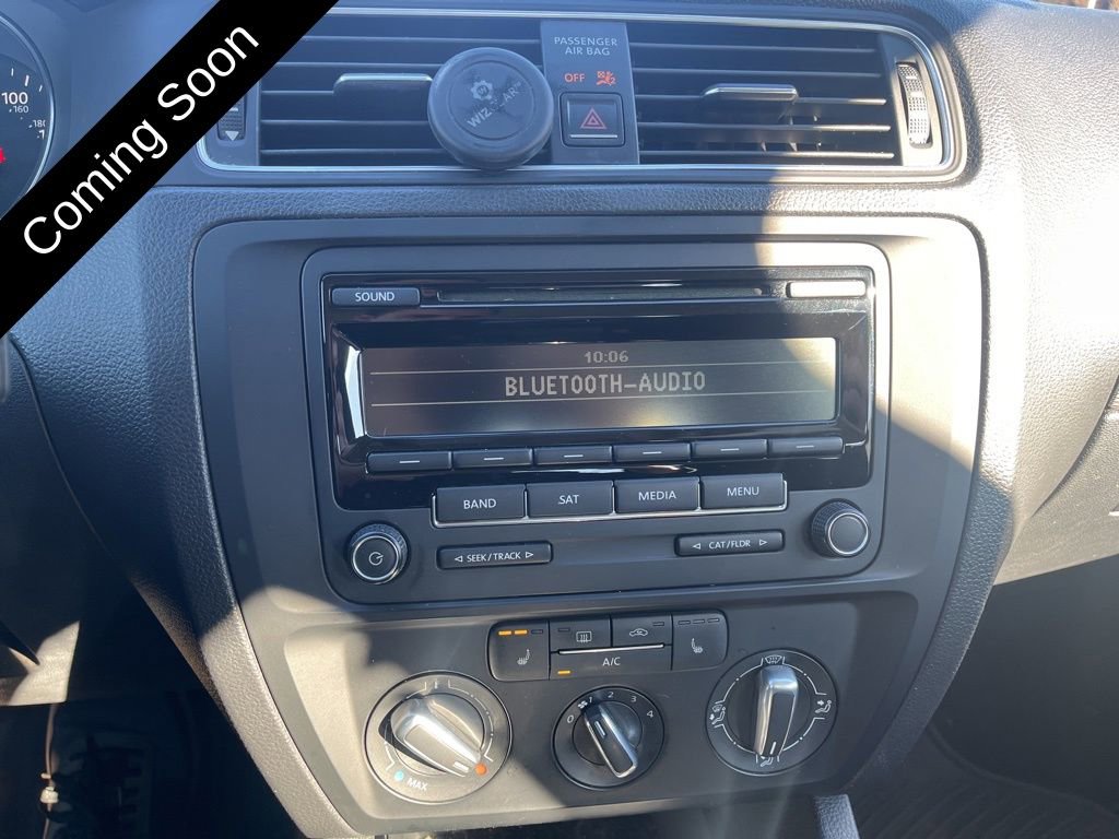 Used 2015 Volkswagen Jetta SE image 14