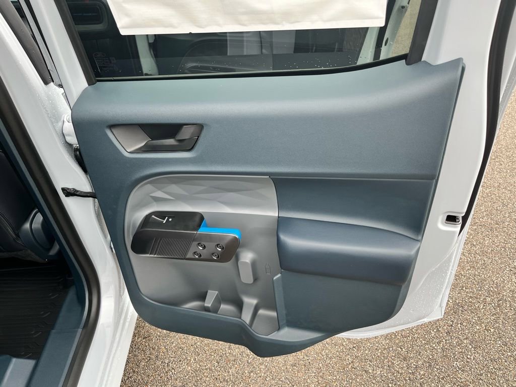New 2026 Ford Maverick Lobo image 9