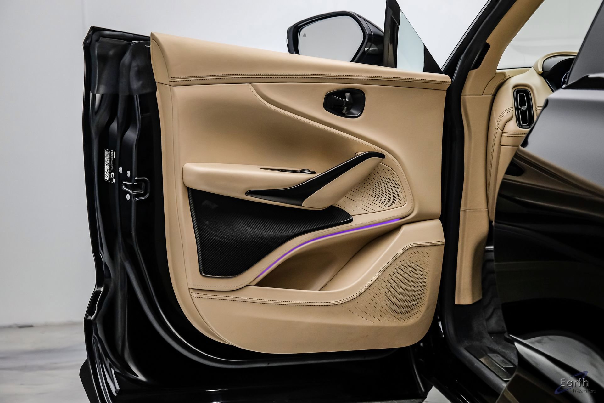 Used 2023 Aston Martin DBX 707 image 85