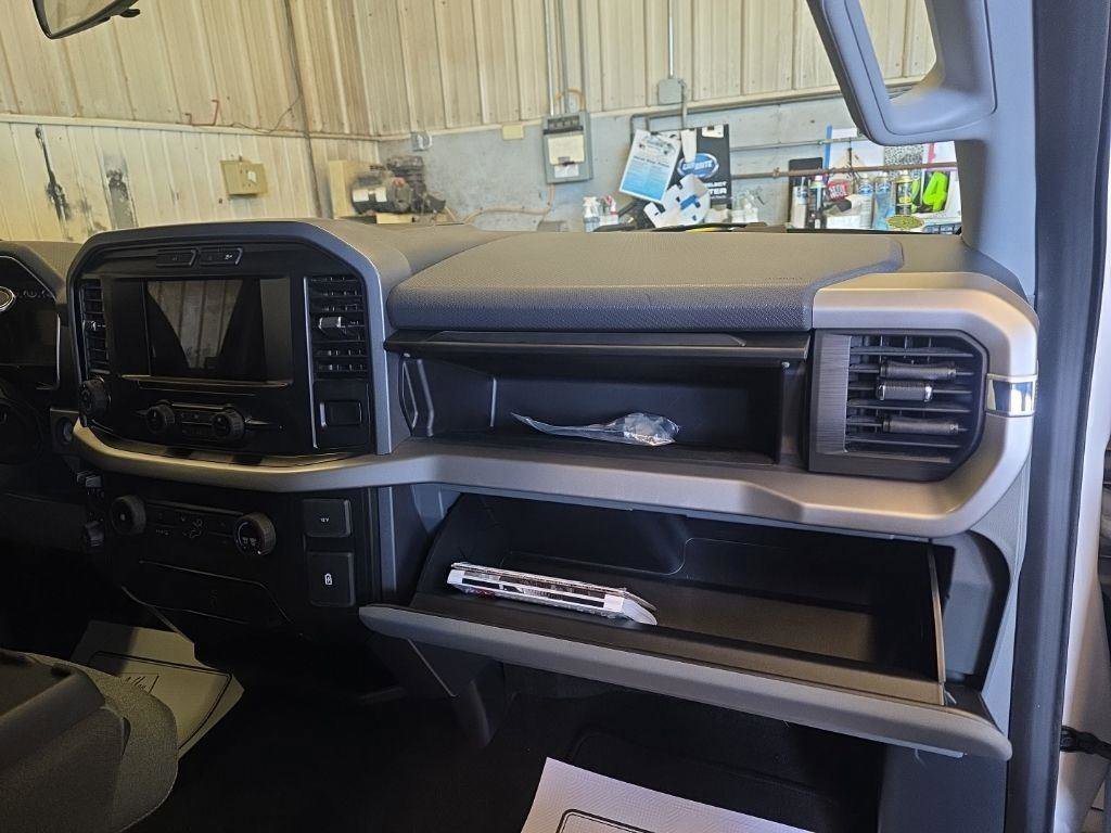 Used 2022 Ford F150 XLT w/ Trailer Tow Package image 23