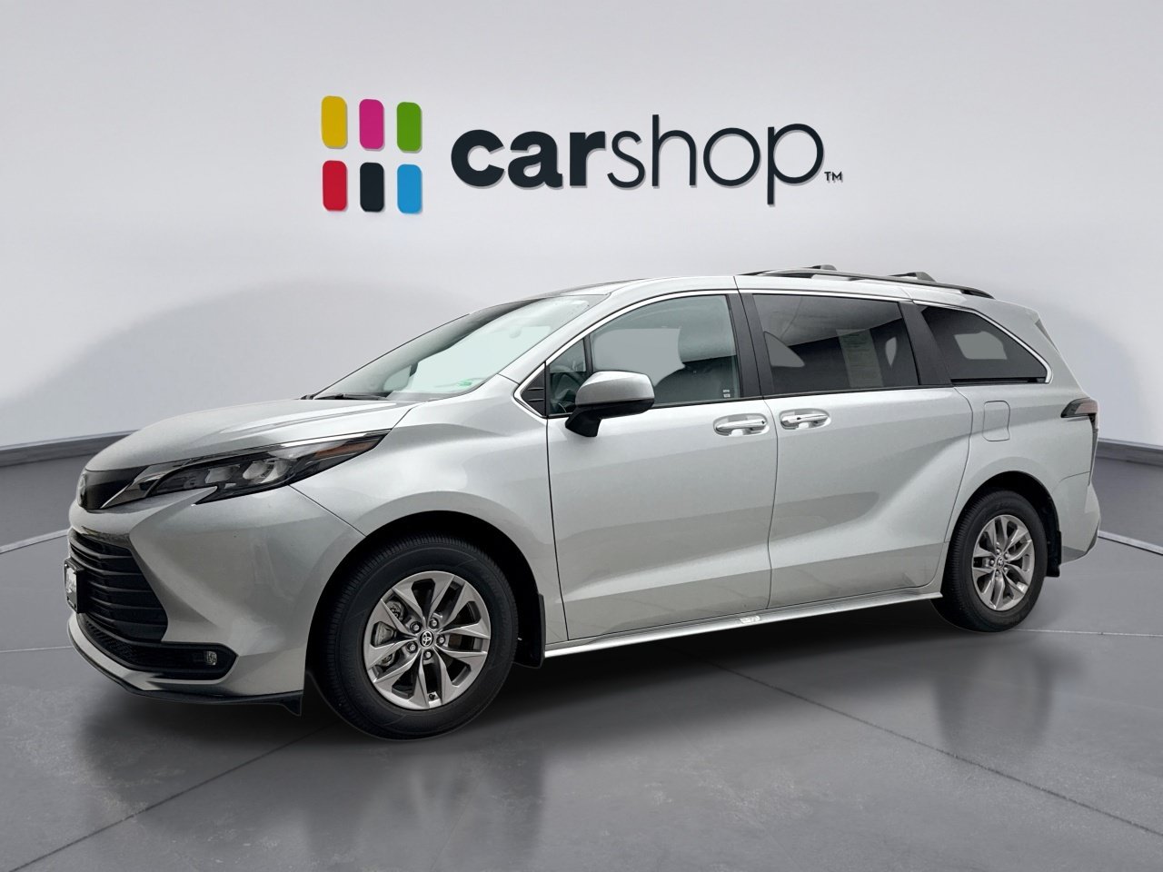 Used 2025 Toyota Sienna XLE w/ XLE Plus Package