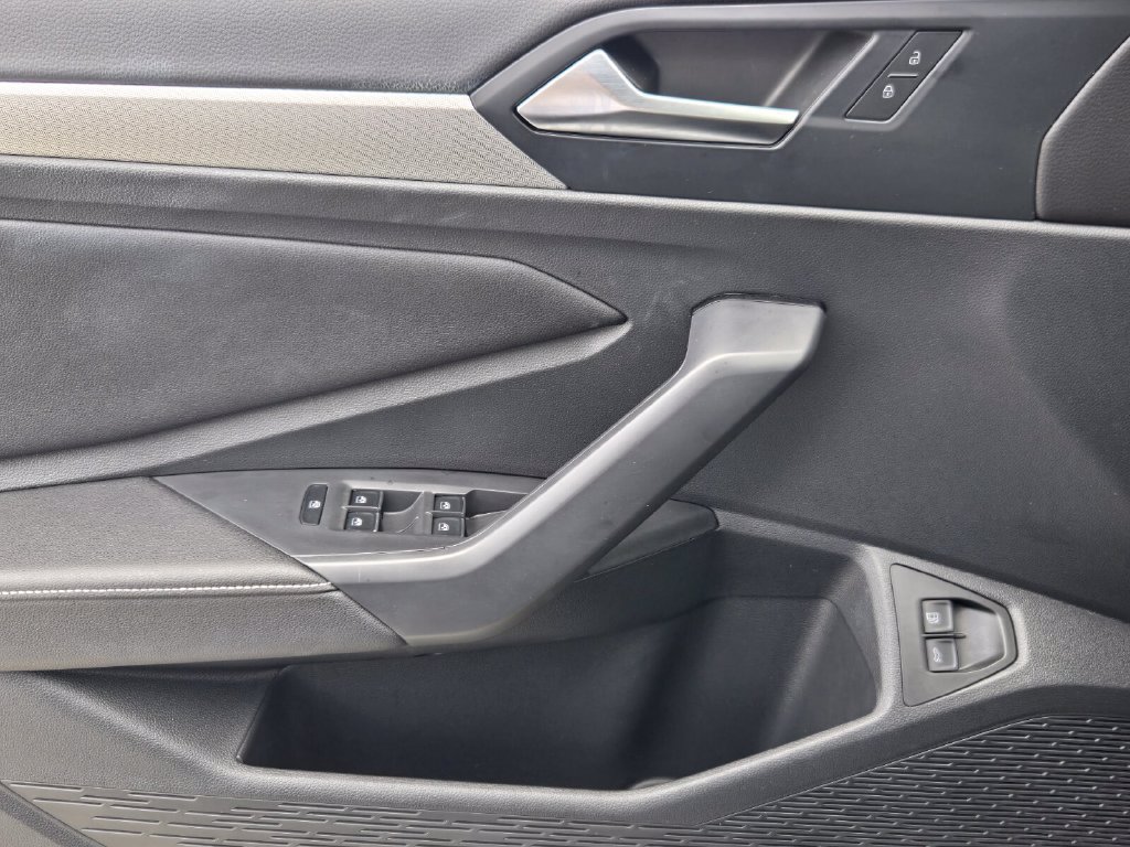 Certified 2024 Volkswagen Jetta Sport FWD image 26