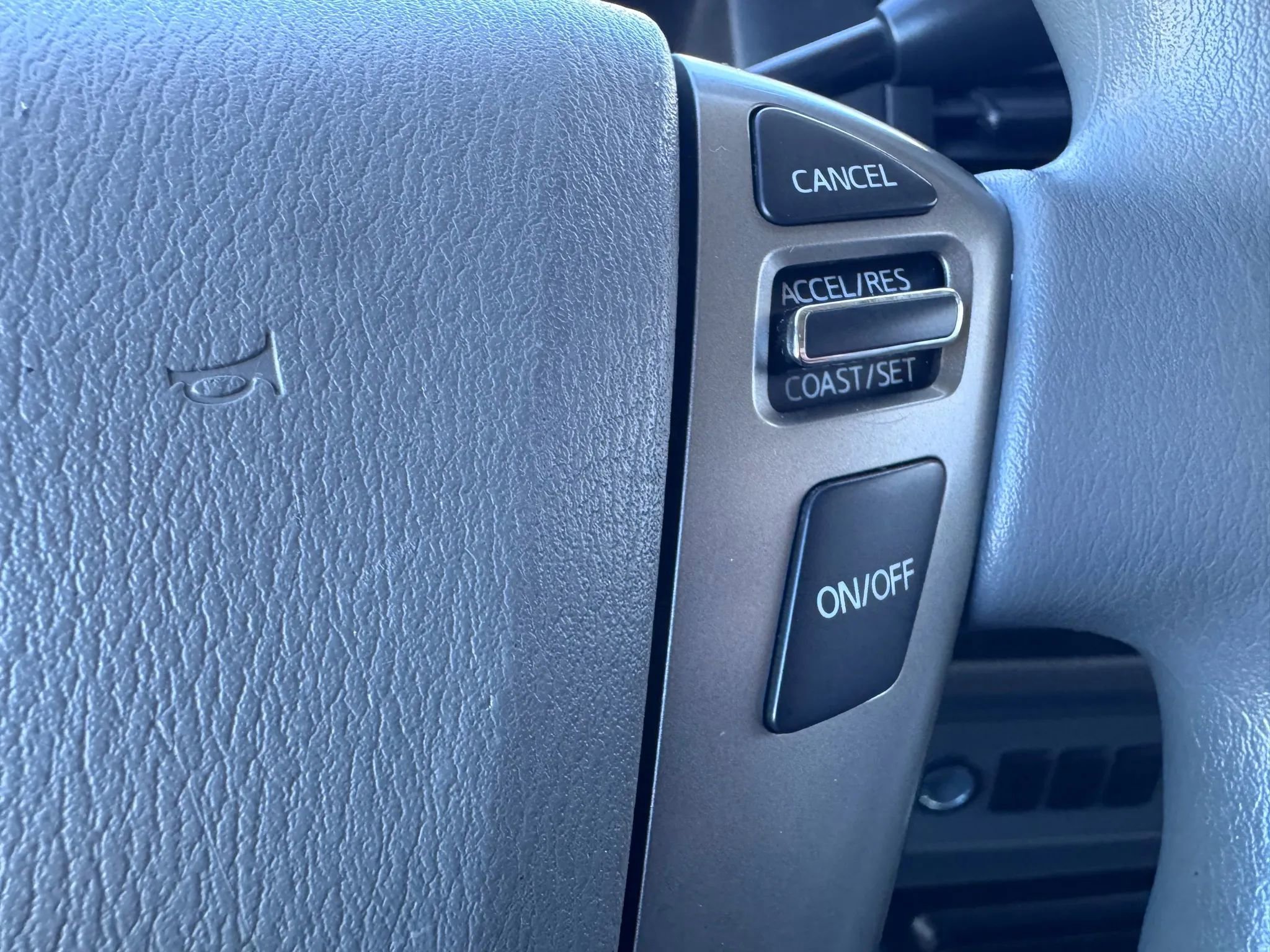 Used 2019 Nissan NV 3500 S image 22