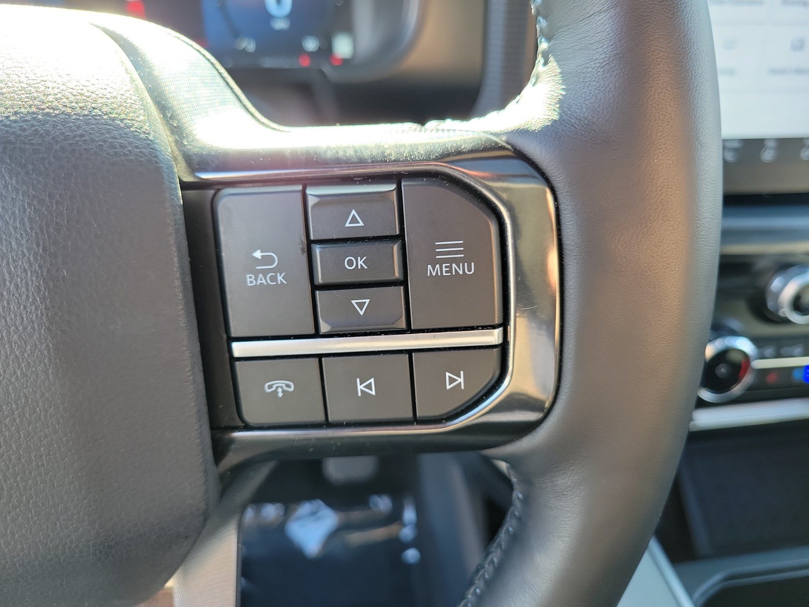 Used 2024 Ford F150 Platinum w/ Equipment Group 702A High AWD/4WD image 19