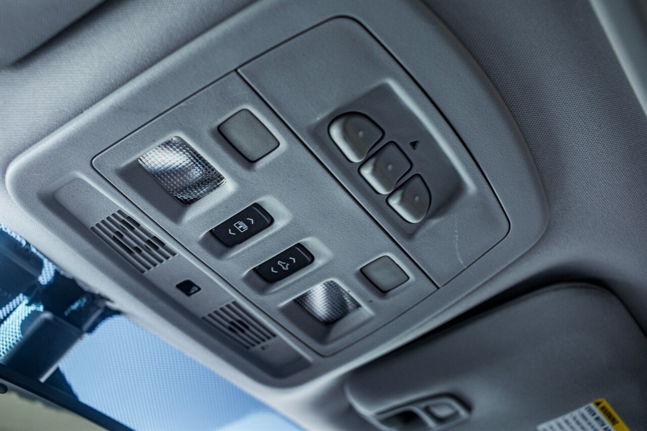 Used 2009 Cadillac CTS V image 31