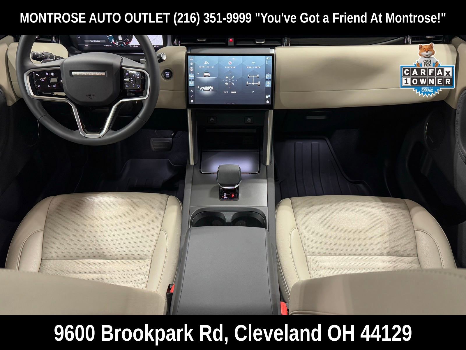 Used 2025 Land Rover Discovery Sport S image 2