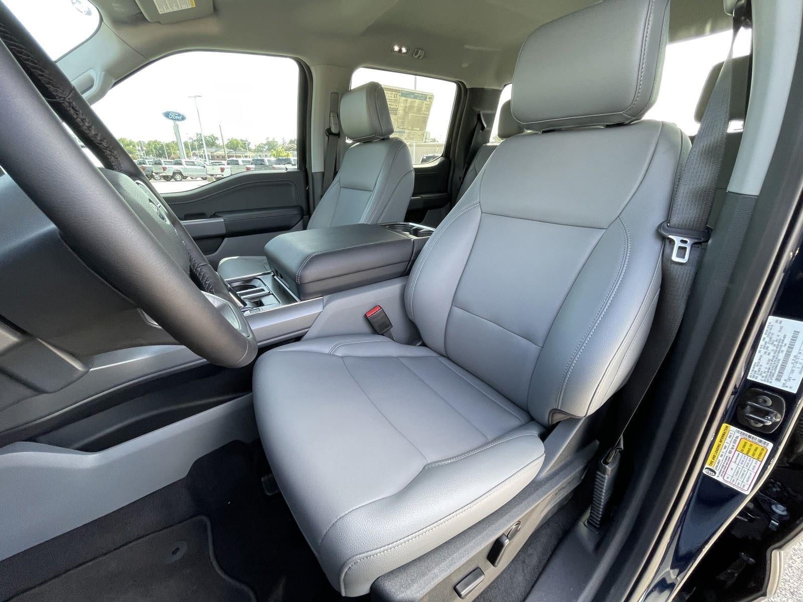 New 2025 Ford F150 Lightning Flash AWD/4WD image 10