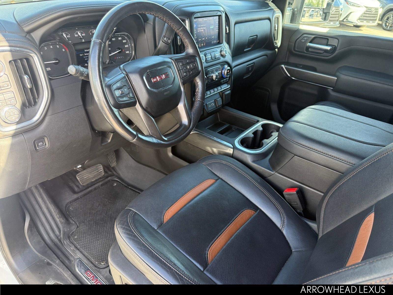 Used 2023 GMC Sierra 2500 AT4 w/ Gooseneck/5TH Wheel Package image 11