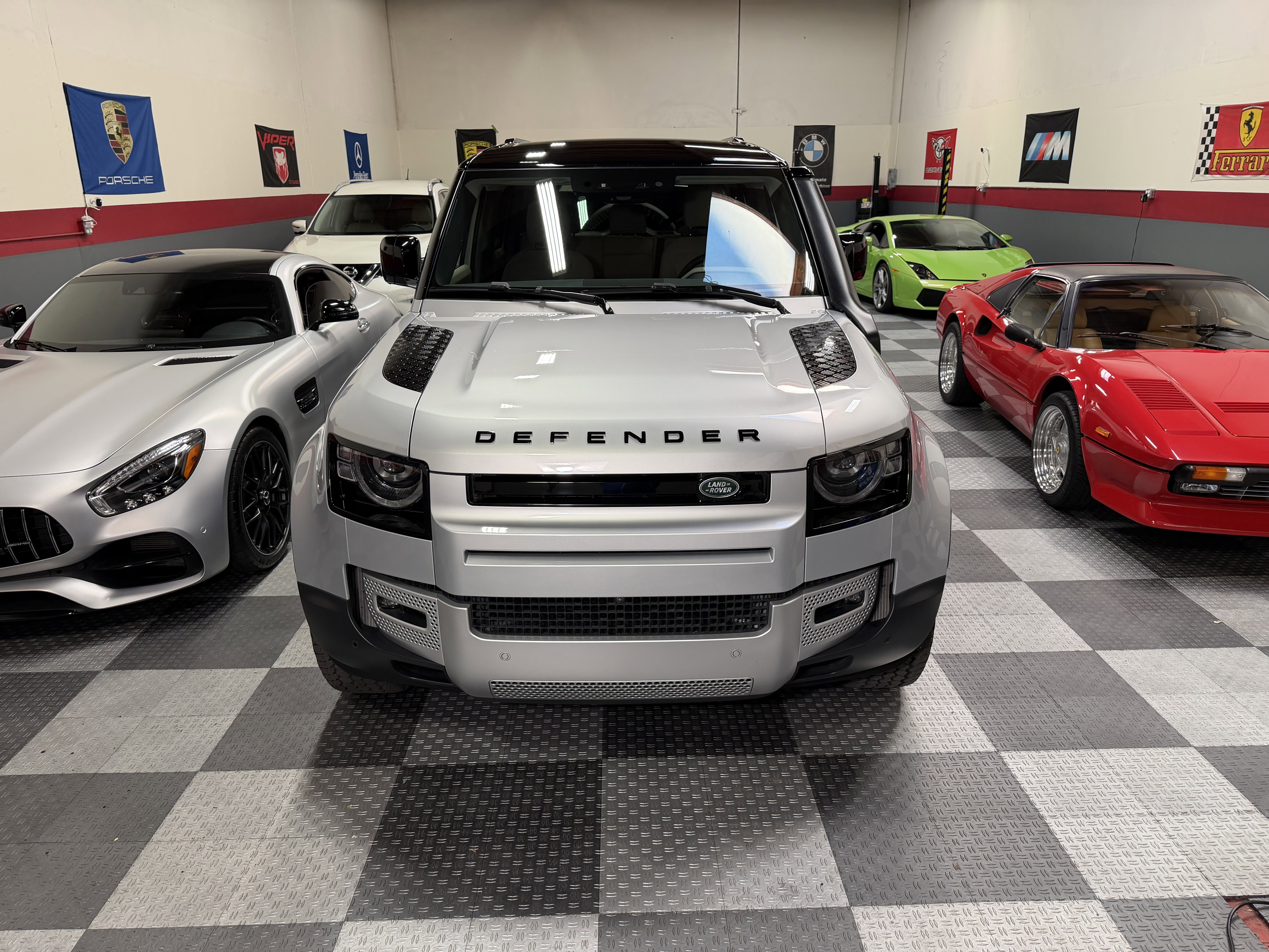 Used 2023 Land Rover Defender 110 S image 24