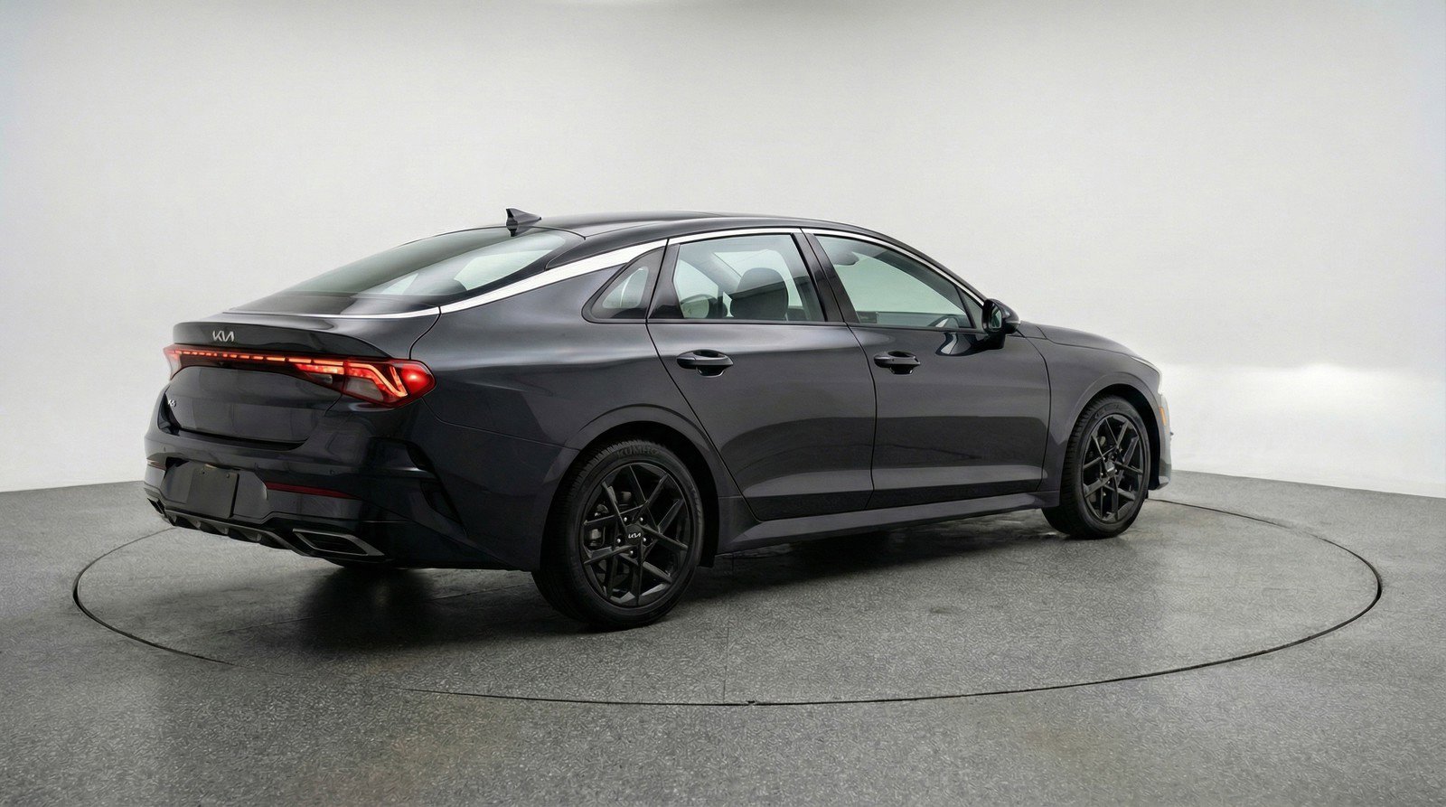 Used 2025 Kia K5 LXS FWD image 9