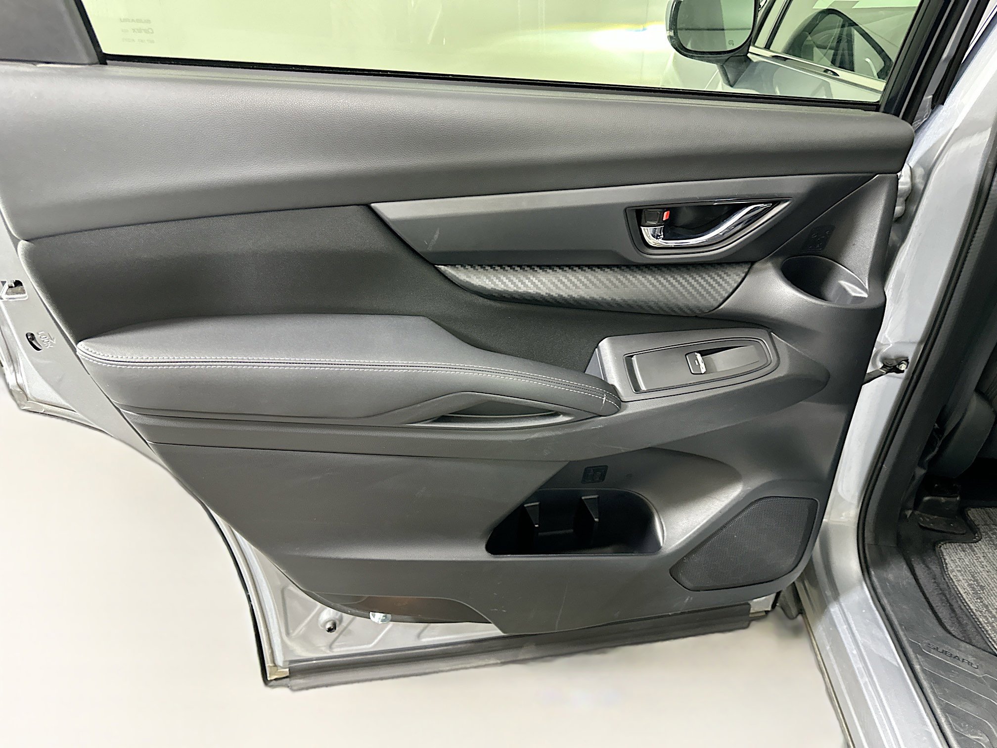 Used 2025 Subaru Ascent Premium image 26