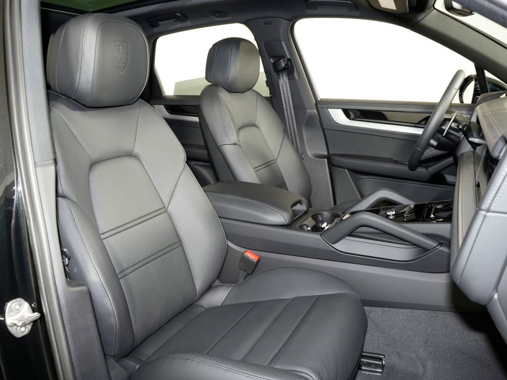 New 2026 Porsche Cayenne S AWD/4WD image 39
