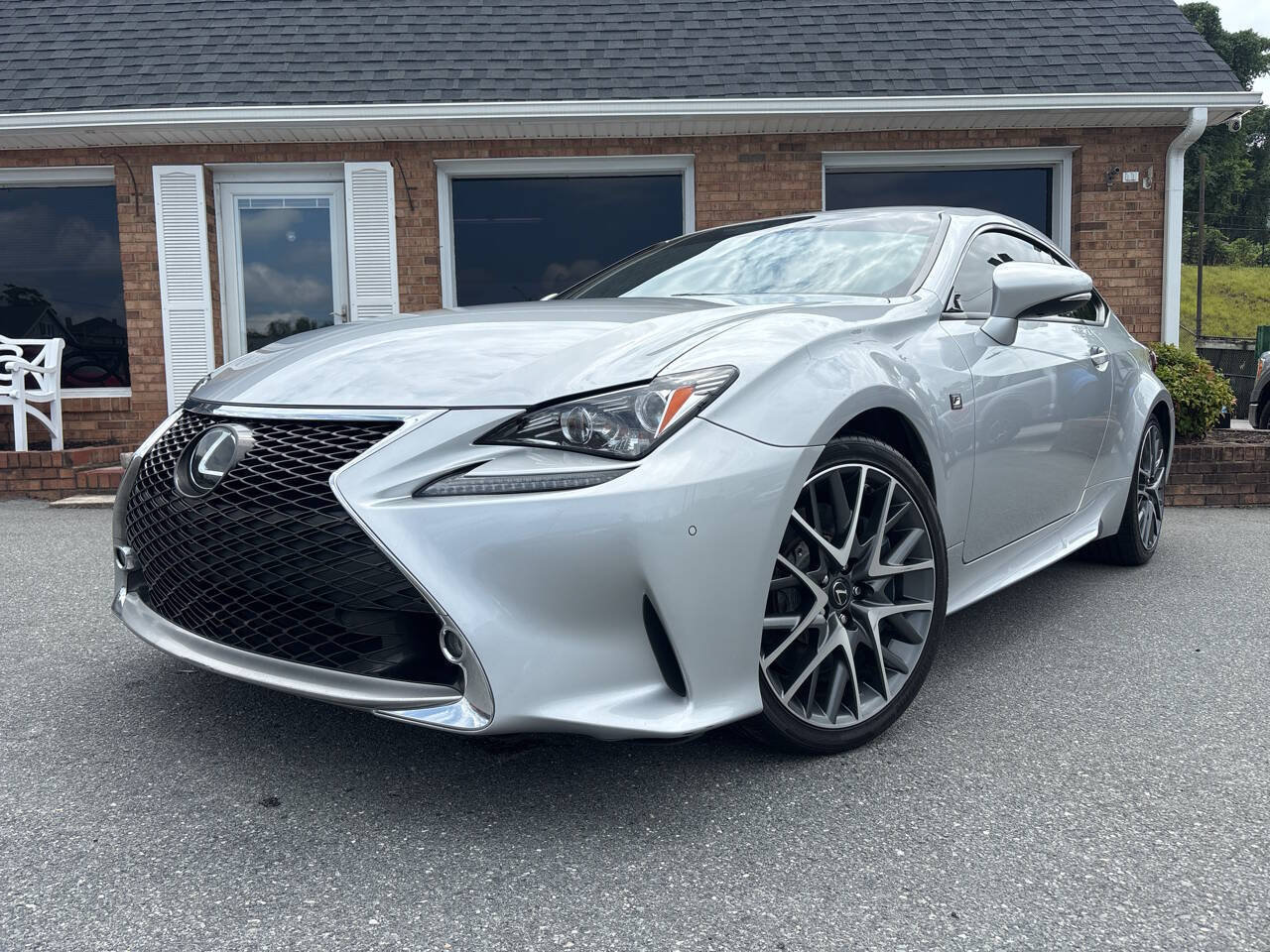 Used 2017 Lexus RC 350 F Sport RWD image 2