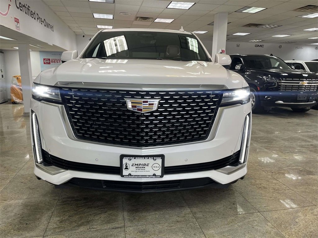 Used 2022 Cadillac Escalade Premium Luxury image 9