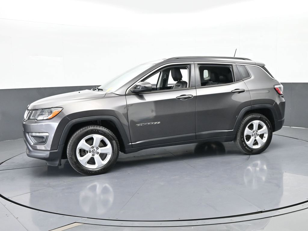 Used 2021 Jeep Compass Latitude video 2