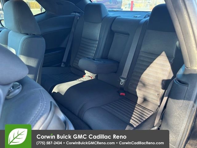 Used 2014 Dodge Challenger R/T image 14