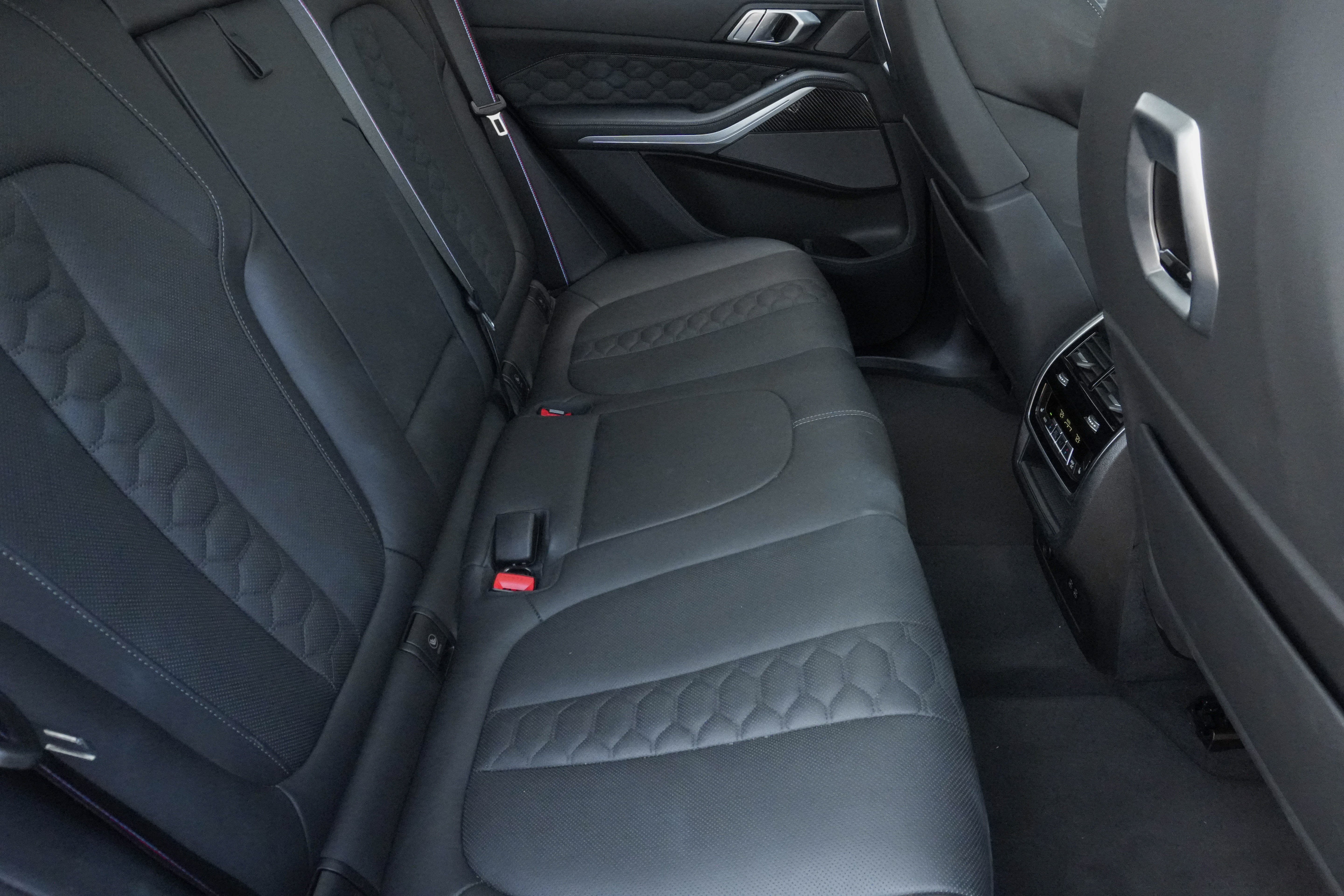 Used 2024 BMW X5 M Competition w/ Executive Package AWD/4WD image 35