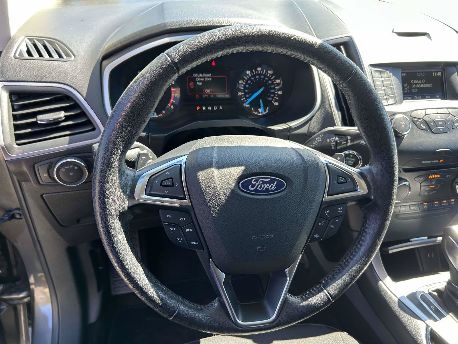 Used 2018 Ford Edge SEL FWD image 14