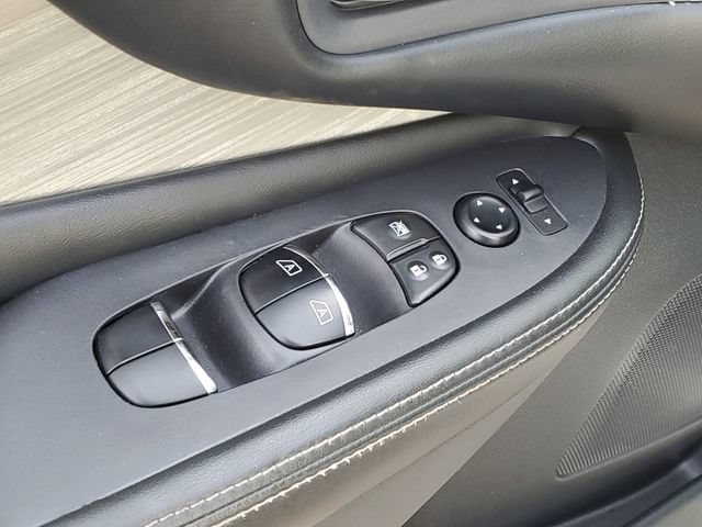 Used 2018 Nissan Murano SL AWD/4WD image 17
