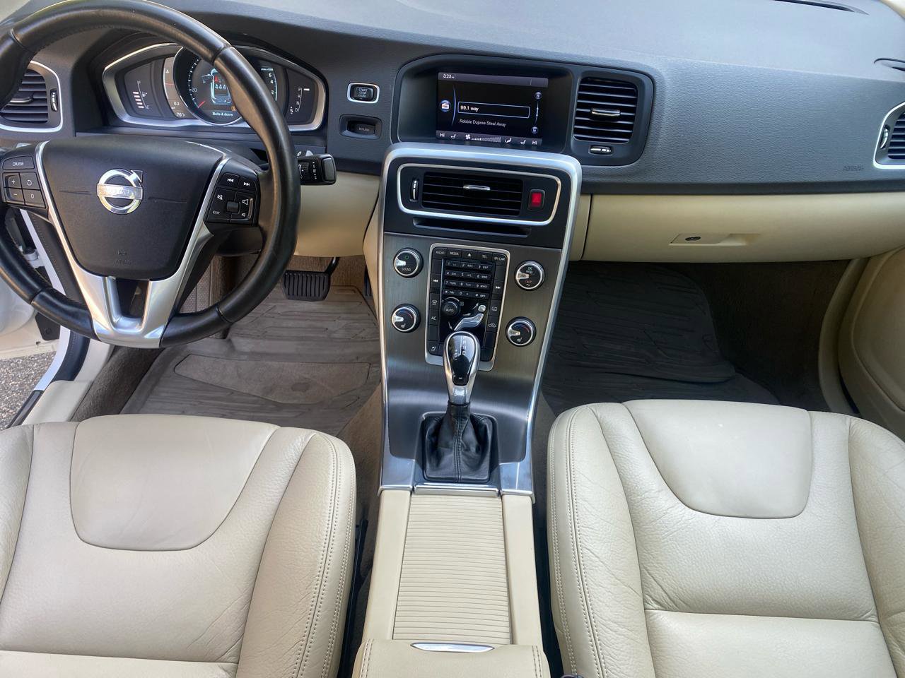 Used 2014 Volvo S60 T5 image 24