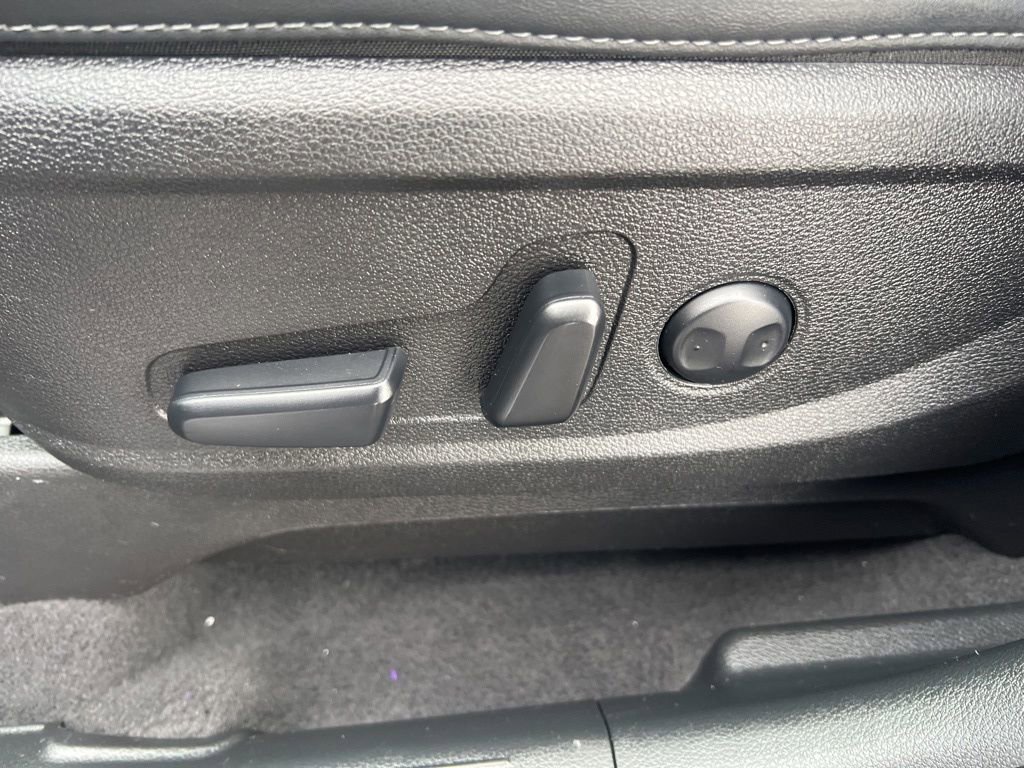 Certified 2023 Kia Telluride S w/ S Sunroof Package image 52