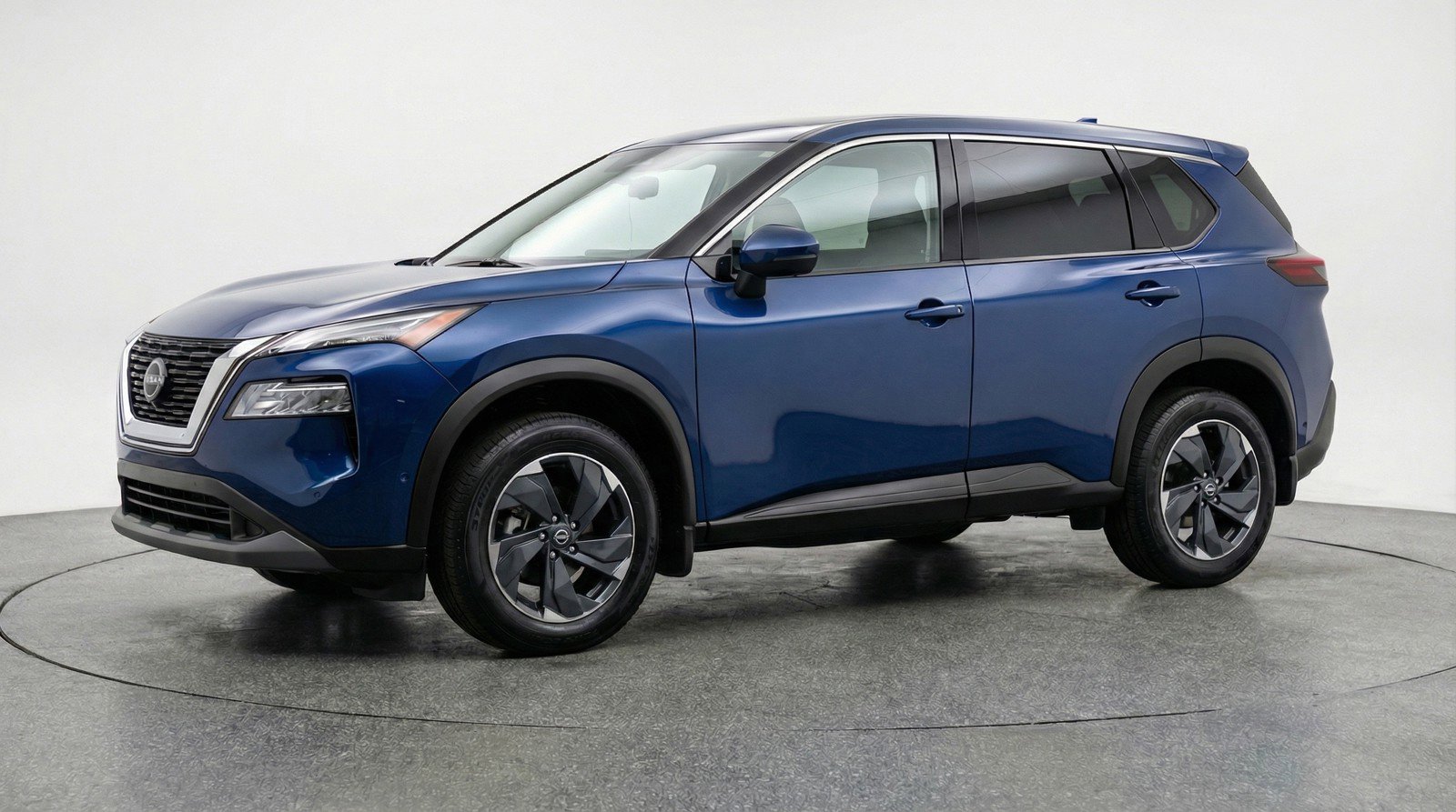 Used 2025 Nissan Rogue SV FWD image 3