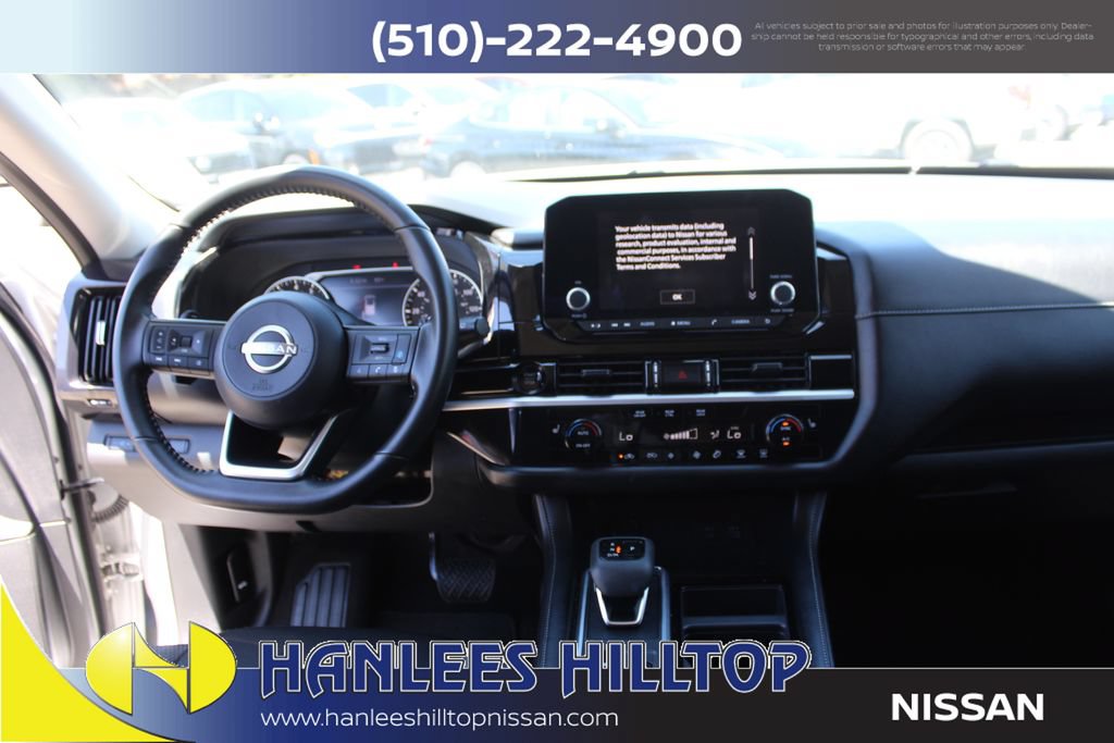 Used 2025 Nissan Pathfinder SV FWD image 19