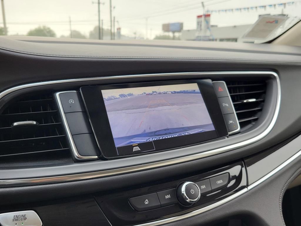 Used 2023 Buick Enclave Essence w/ Sport Touring Edition image 27