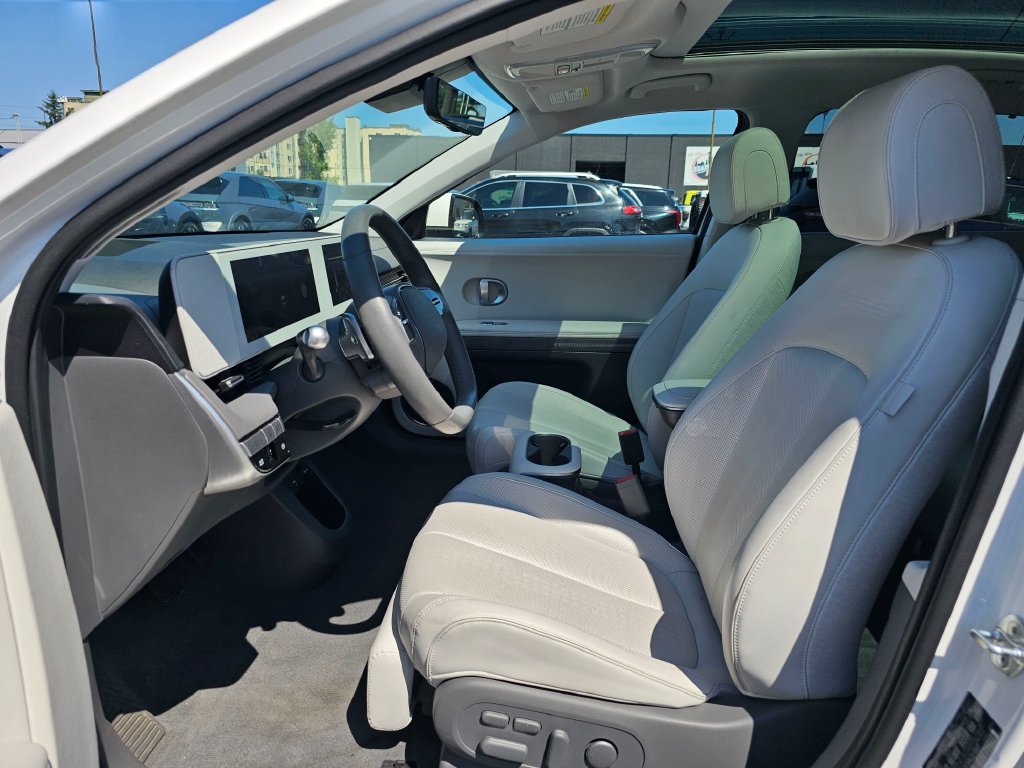 Used 2024 Hyundai Ioniq 5 Limited AWD/4WD image 19