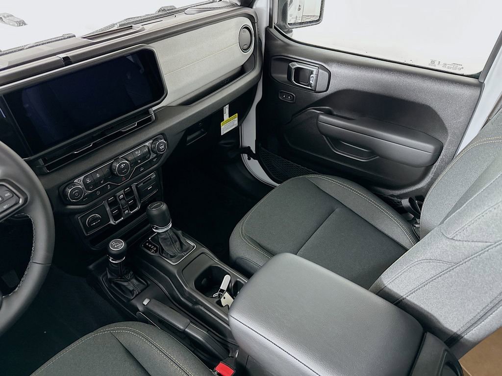 New 2026 Jeep Gladiator Sport AWD/4WD image 31