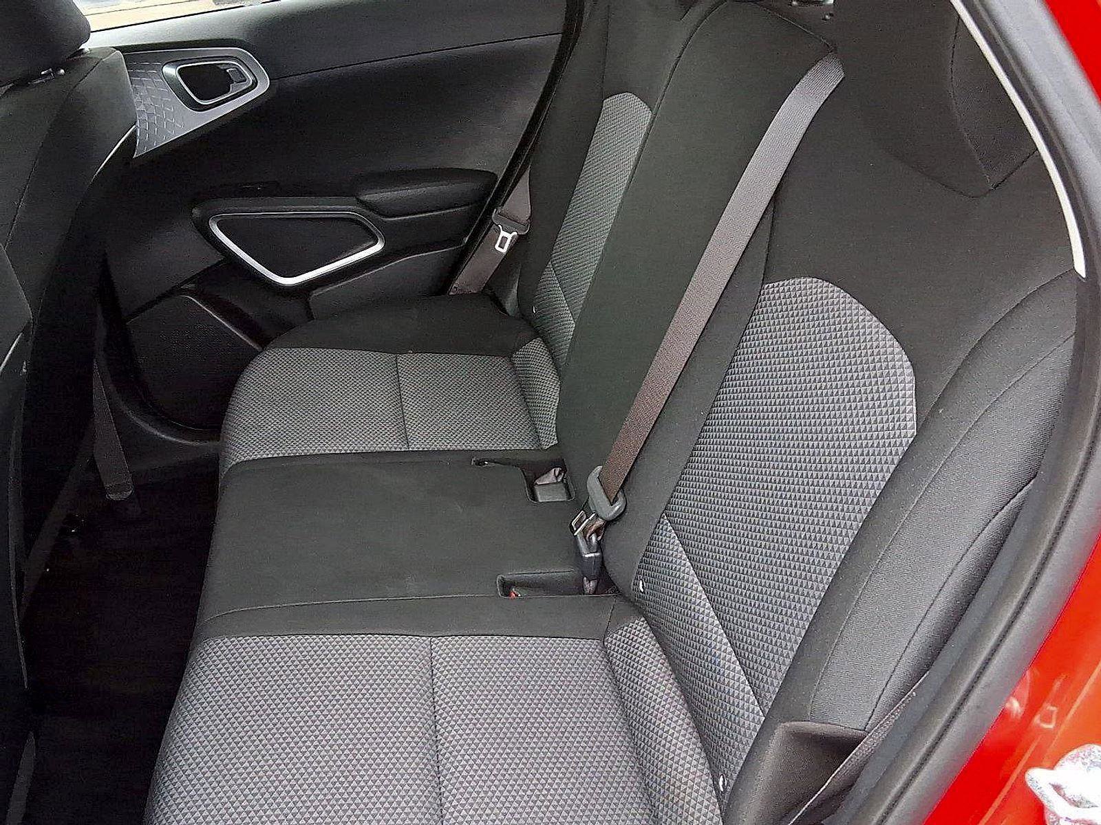 Used 2023 Kia Soul LX w/ LX Technology Package image 20