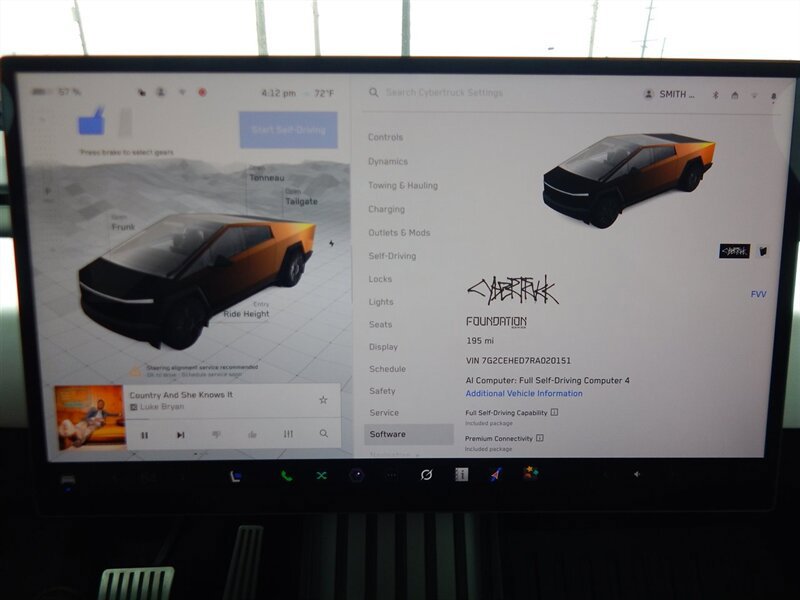 Used 2024 Tesla Cybertruck AWD Crew Cab image 42