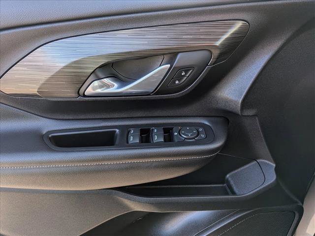 Used 2024 GMC Terrain SLE image 15