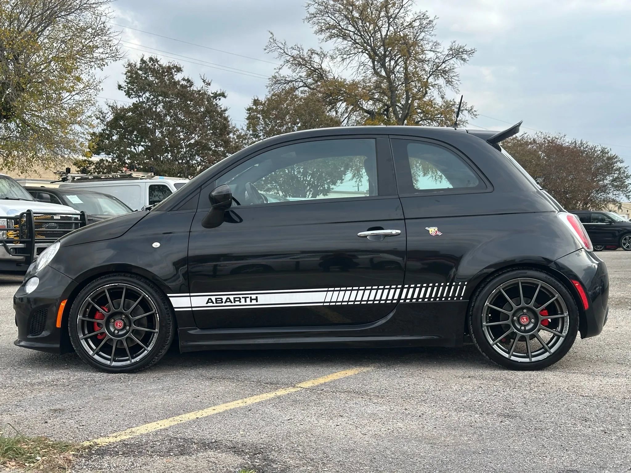Used 2012 FIAT 500 Abarth w/ Safety & Convenience Pkg image 3
