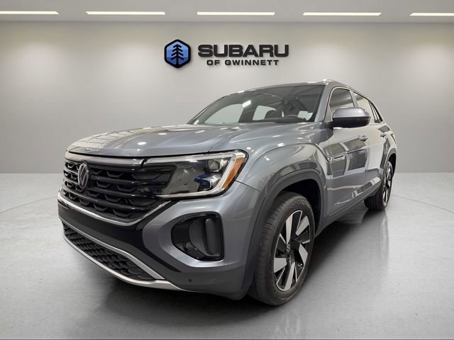 Used 2025 Volkswagen Atlas Cross Sport SE image 1