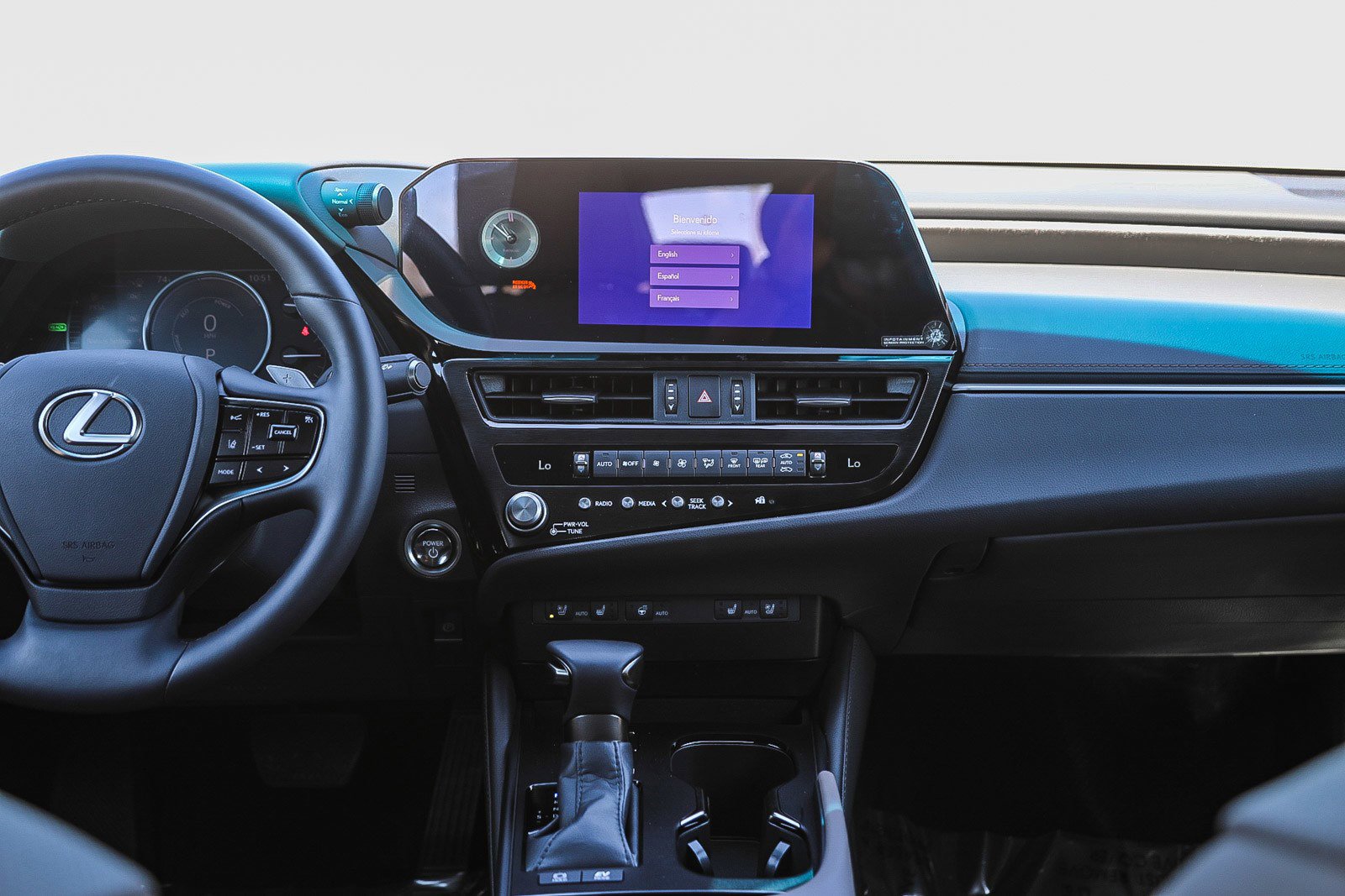 Used 2025 Lexus ES 300h w/ Premium Package image 13