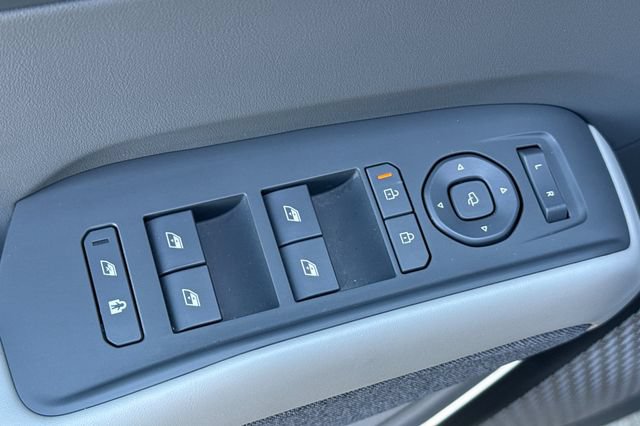Certified 2024 Kia EV9 Land AWD/4WD image 14